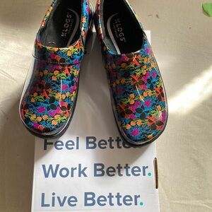 Klogs Mission 7.5 NIB Magnolia Patent nursing shoes